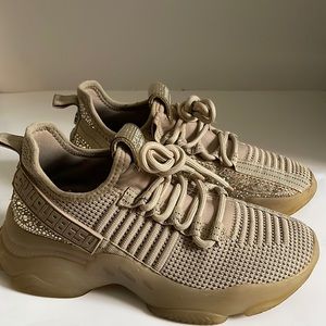 COPY - STEVE MADDEN MAXIMA BLUSH Multi Sneakers Size 6 women’s